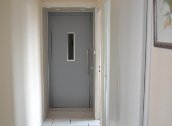 Ascenseur de maison installé en gaine par Sachot
