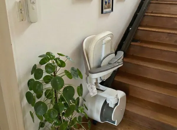 Devis installation de monte escalier en Vendée